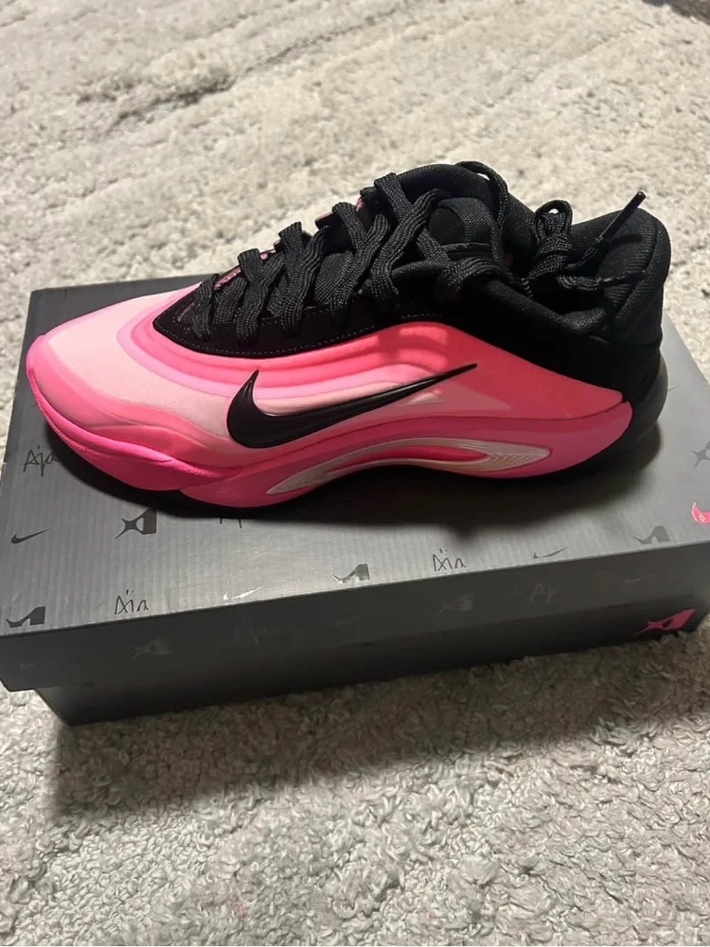 Nike eye catching